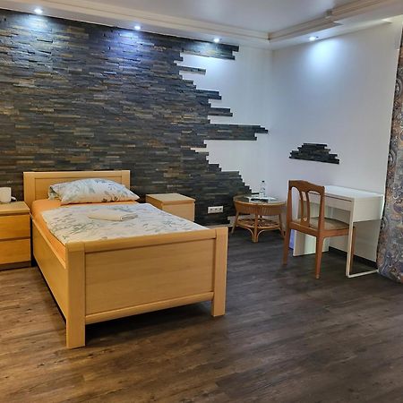 Seelze-Letter Monteurzimmer / Apartment / Messezimmer Εξωτερικό φωτογραφία