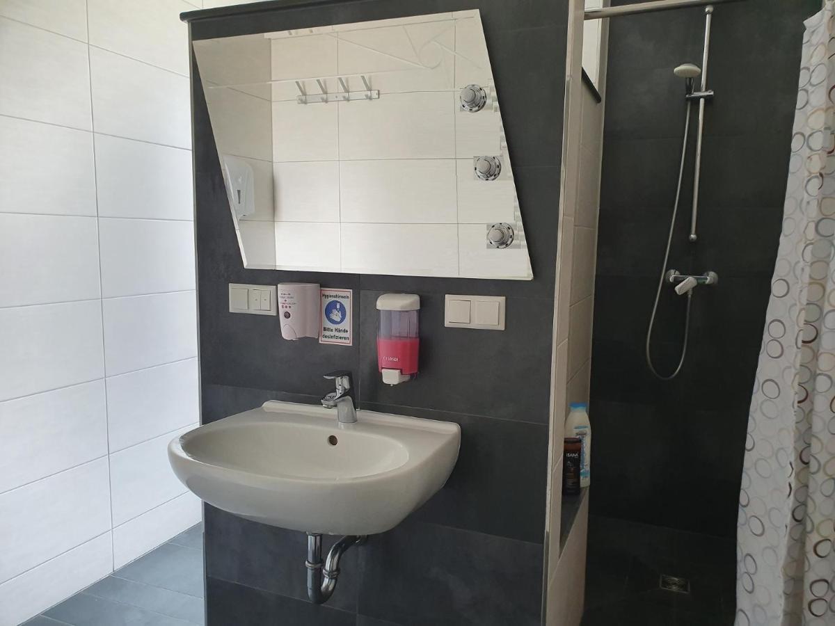 Seelze-Letter Monteurzimmer / Apartment / Messezimmer Εξωτερικό φωτογραφία