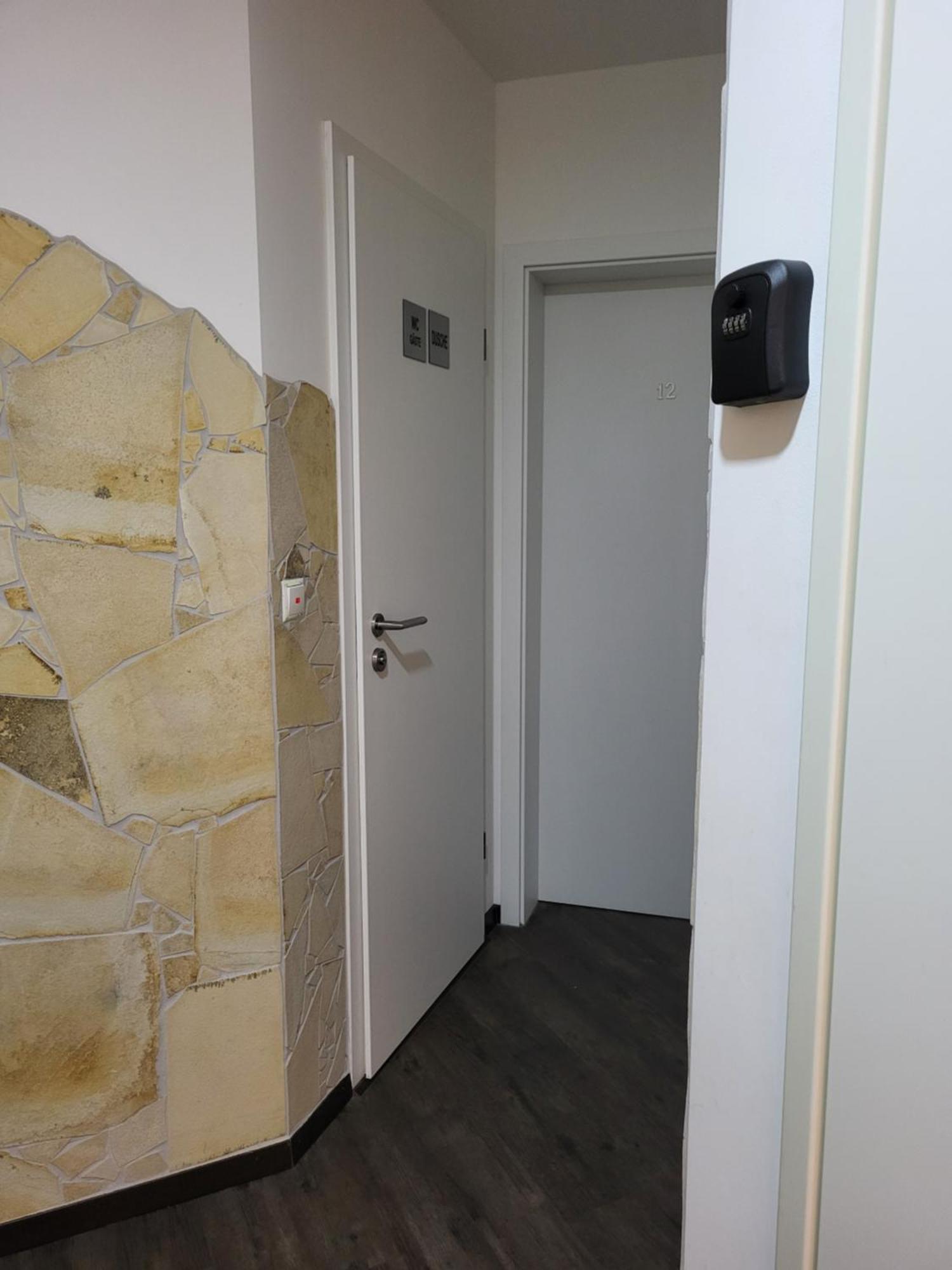 Seelze-Letter Monteurzimmer / Apartment / Messezimmer Δωμάτιο φωτογραφία