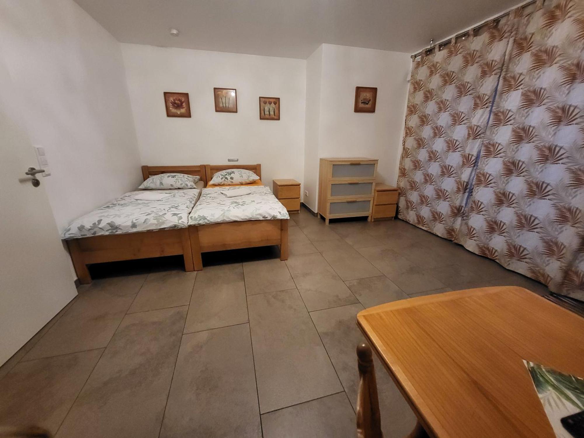 Seelze-Letter Monteurzimmer / Apartment / Messezimmer Εξωτερικό φωτογραφία