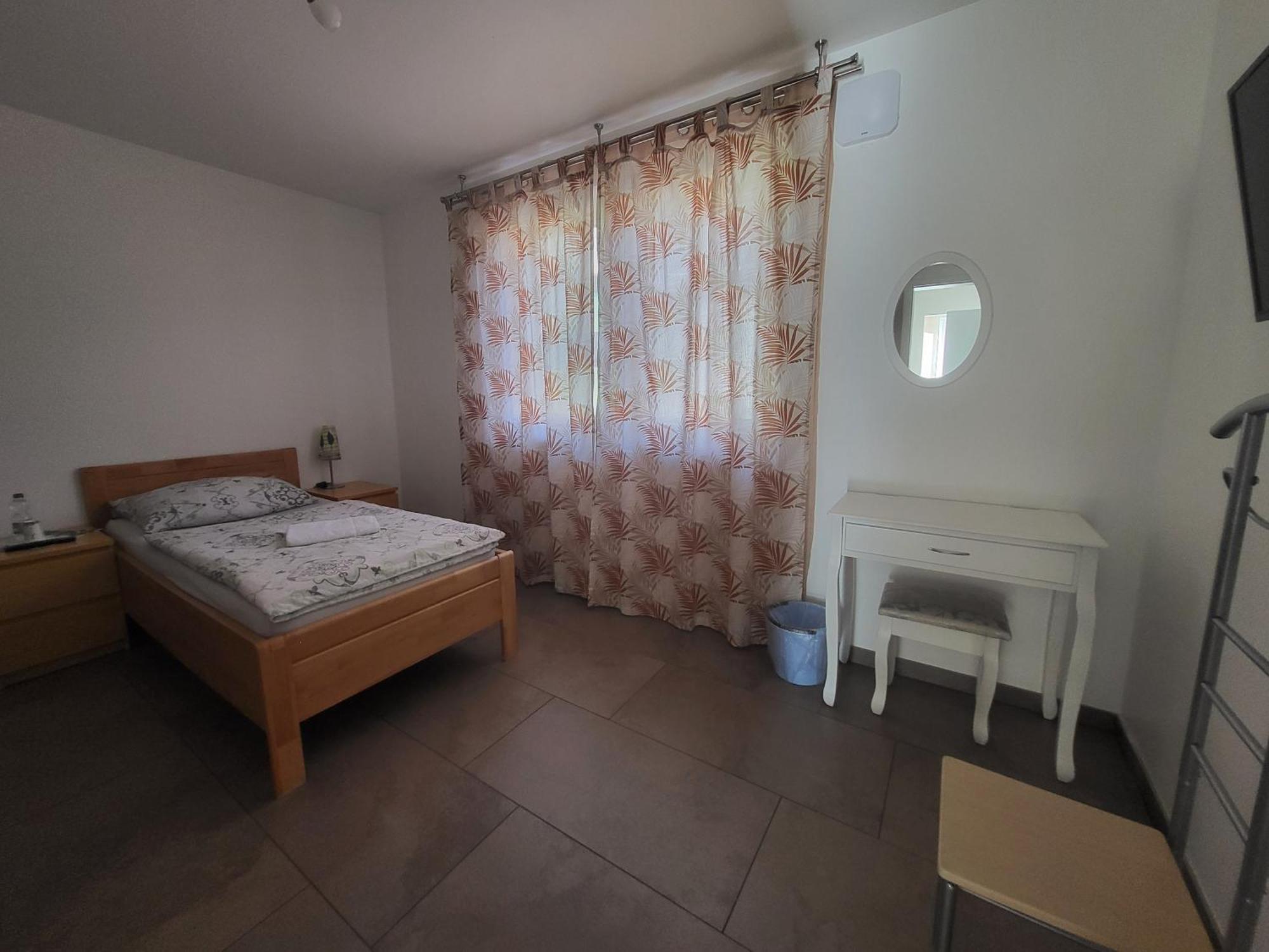 Seelze-Letter Monteurzimmer / Apartment / Messezimmer Δωμάτιο φωτογραφία